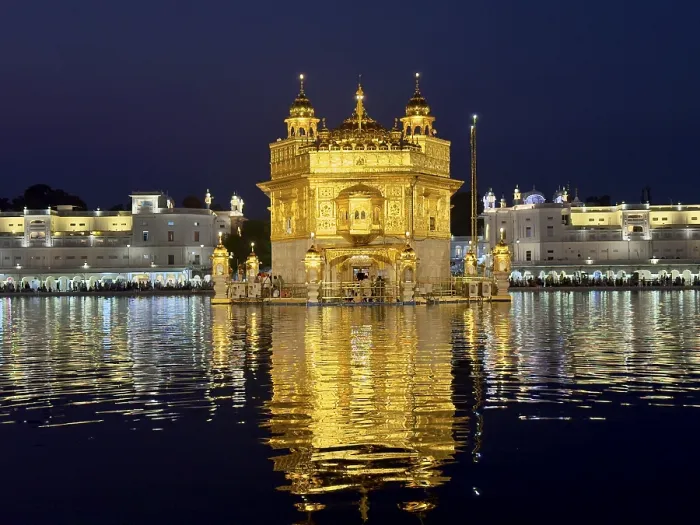 Framed Print : Harmandir Sahib or Hari Mandir (temple of God) Framed Print : Harmandir Sahib or Hari Mandir (temple of God)