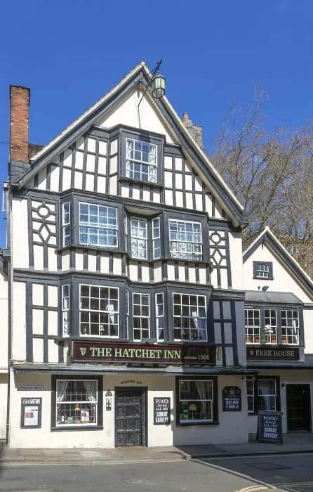Framed Print : The Hatchet Inn pub, historic half timbered building