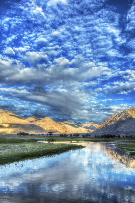 Framed Print : HDR (high dynamic range) image of Nubra river in Nubra valley in Himalayas