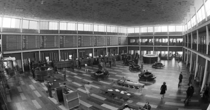 Framed Print : Hectic activity, here at the Rheinisch-Westfaelische Boerse in 1966