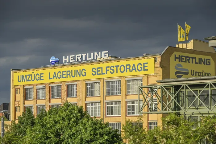 Framed Print : Hertling Removals and Storage, Sophie-Charlotte-StraBe