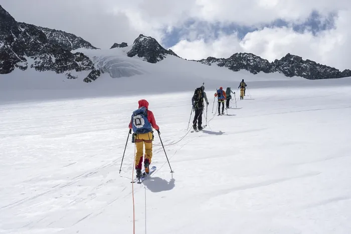 Framed Print : High altitude tour, ski tourers walking on a rope over Alpeiner Ferner glacier Framed Print : High altitude tour, ski tourers walking on a rope over Alpeiner Ferner glacier