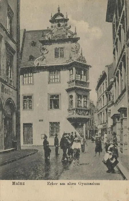 Framed Print : High school in Mainz, Rhineland-Palatinate