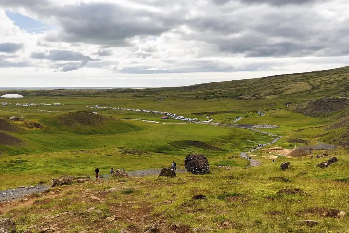 Framed Print : Hiking trail from the car park to the Reykjadalur bathing area