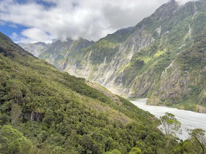Framed Print : Hiking trail of the Roberts Point Track at Franz Josef Glacier
