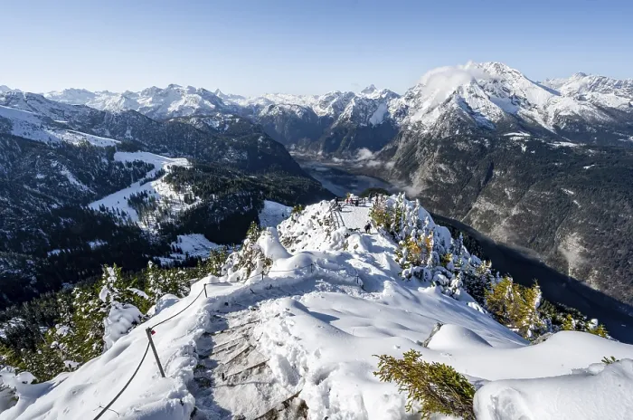 Framed Print : Hiking trail on the snow-covered summit of the Jenner with viewing platform in autumn