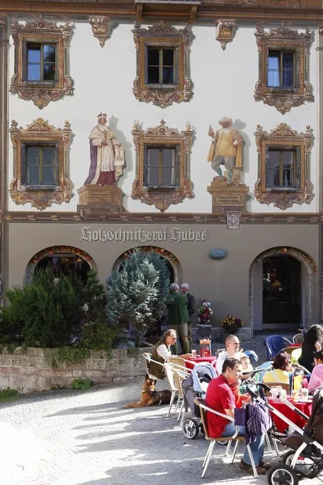 Framed Print : Hirschenhaus, Deer House, on the market square Framed Print : Hirschenhaus, Deer House, on the market square