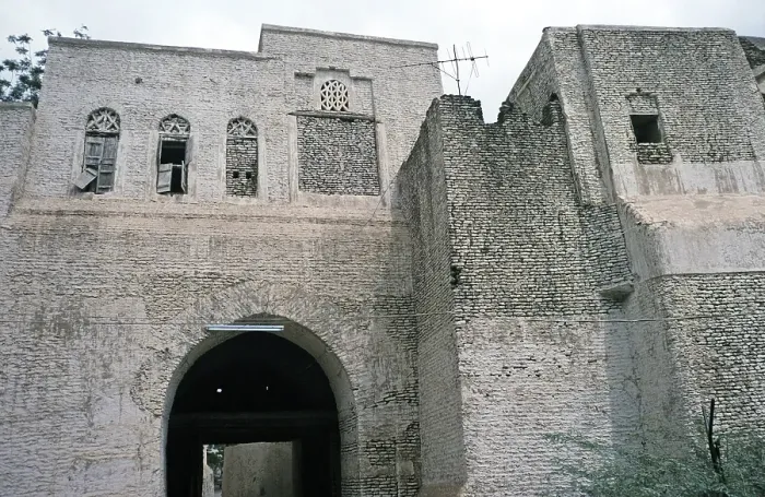 Framed Print : Historic building adobe citadel fortress in Zebid, Zabid, Yemen 1998 UNESCO World Heritage Site Framed Print : Historic building adobe citadel fortress in Zebid, Zabid, Yemen 1998 UNESCO World Heritage Site