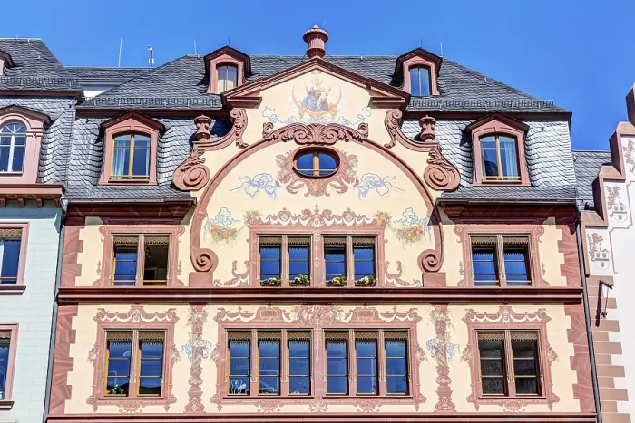 Framed Print : Historic buildings in the old town of Mainz at market square Framed Print : Historic buildings in the old town of Mainz at market square