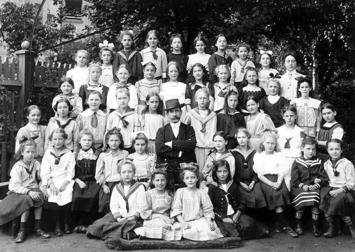 Framed Print : Historic photo, girls school class with teacher