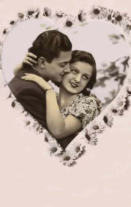 Framed Print : Historic photo, loving couple, ca. 1920 Framed Print : Historic photo, loving couple, ca. 1920