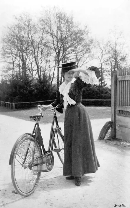 Framed Print : Historic photo, woman with bicycle, ca. 1915