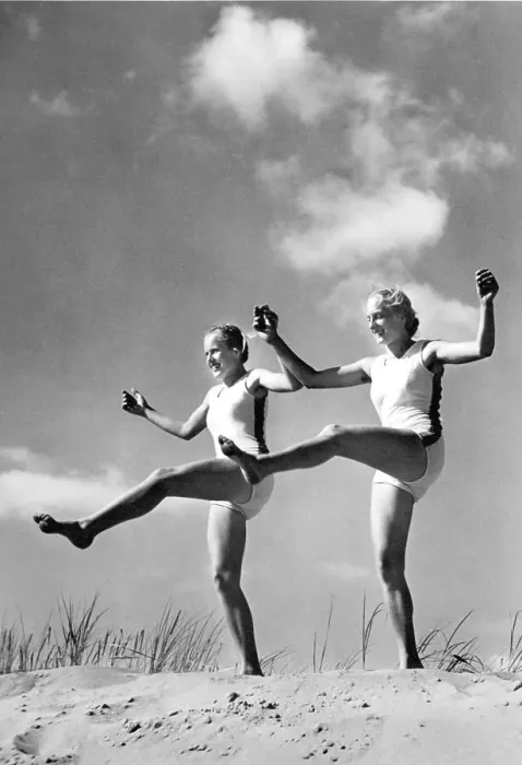Framed Print : Historic photo, women doing gymnastics, ca. 1940