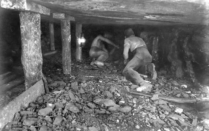 Framed Print : Historic photo, worker in coal mine, ca. 1930