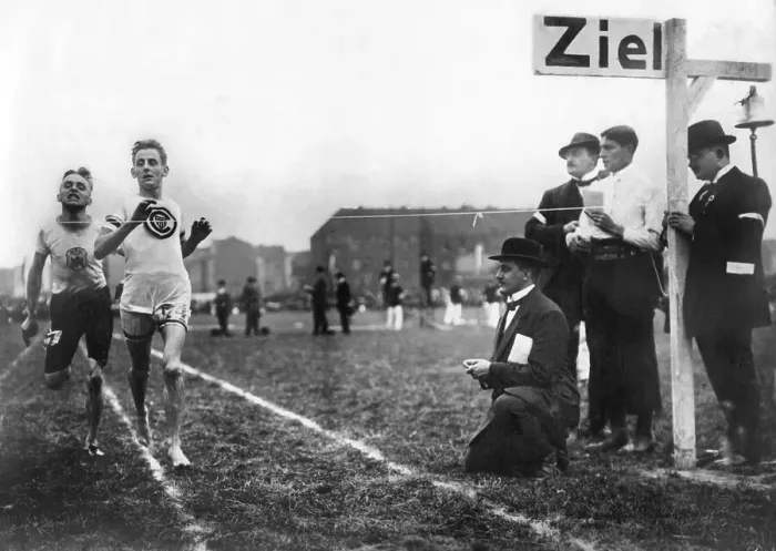 Framed Print : Historic photograph, athletes arriving at the finish line