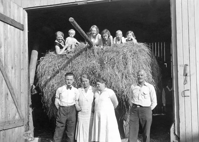 Framed Print : Historic photograph, farmers, around 1930