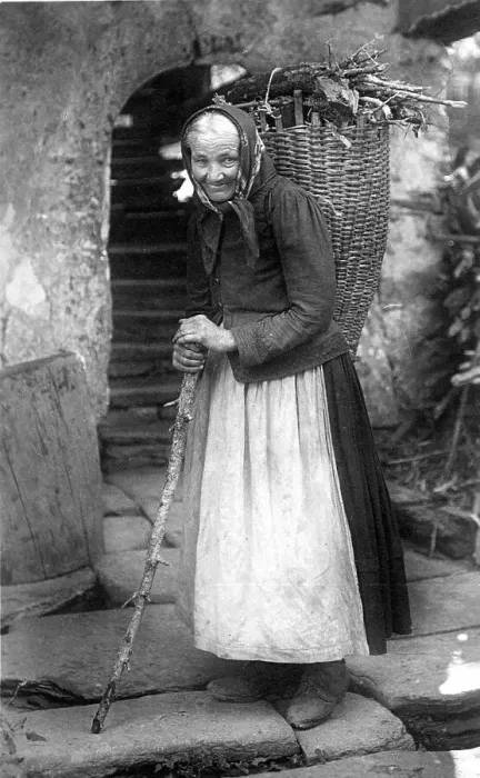Framed Print : Historic photograph, farmer's wife