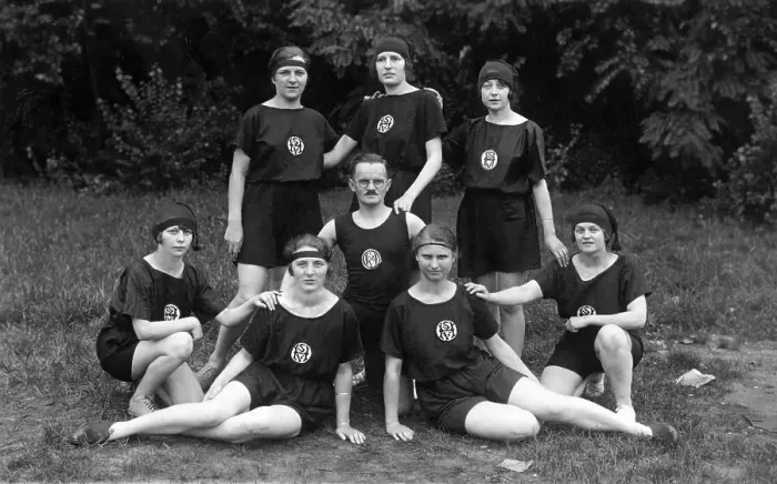 Framed Print : Historic photograph, female athletes with trainer Framed Print : Historic photograph, female athletes with trainer