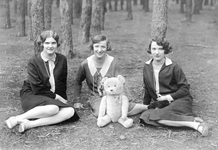 Framed Print : Historic photograph, outing with a teddy bear Framed Print : Historic photograph, outing with a teddy bear