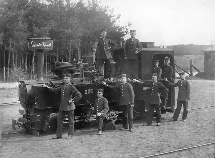 Framed Print : Historic photograph, railway workmen during the First World War
