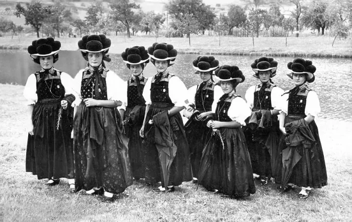 Framed Print : Historic photograph, women wearing the traditional Black Forest costume
