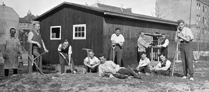 Framed Print : Historic photograph, workmen, around 1920