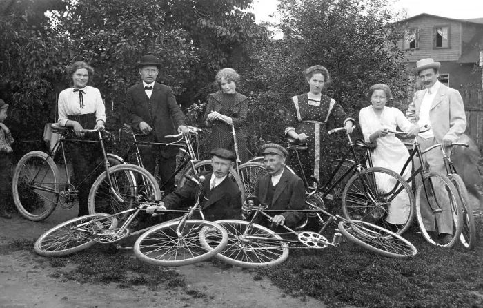 Framed Print : Historical photo, bicycle trip, ca. 1920 Framed Print : Historical photo, bicycle trip, ca. 1920