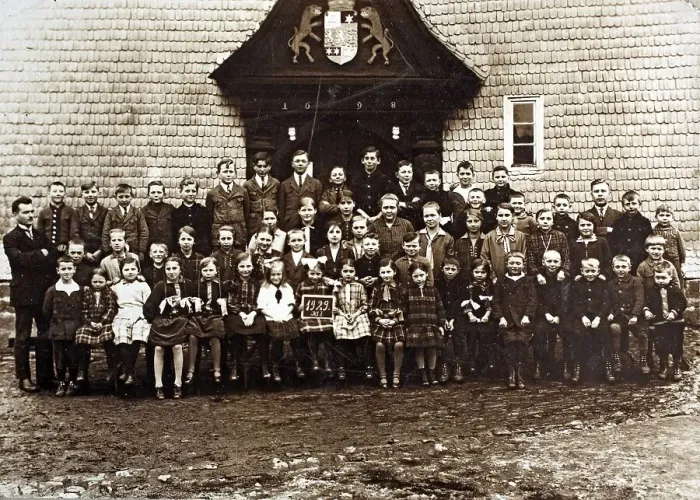 Framed Print : Historical photo, class, first grade