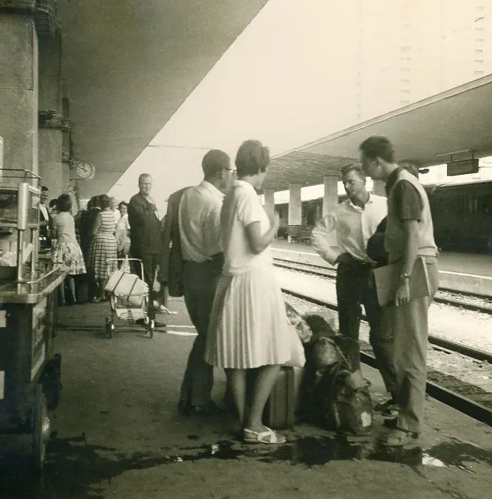 Framed Print : Historical photo summer 1961, tourists in front of returning home at Rimini train station Framed Print : Historical photo summer 1961, tourists in front of returning home at Rimini train station