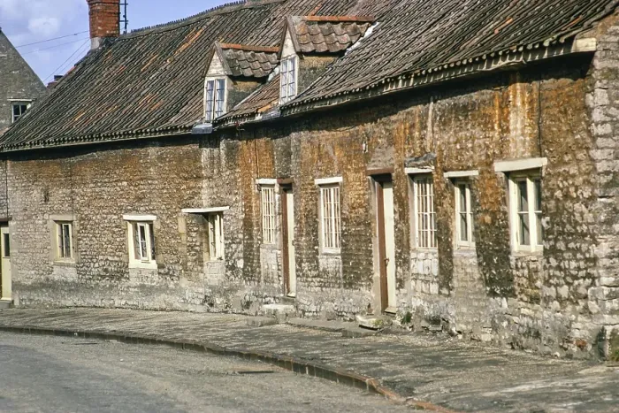 Framed Print : Historische Cottages Swinstead, Lincolnshire, England, UK 31. August 1970 Framed Print : Historische Cottages Swinstead, Lincolnshire, England, UK 31. August 1970