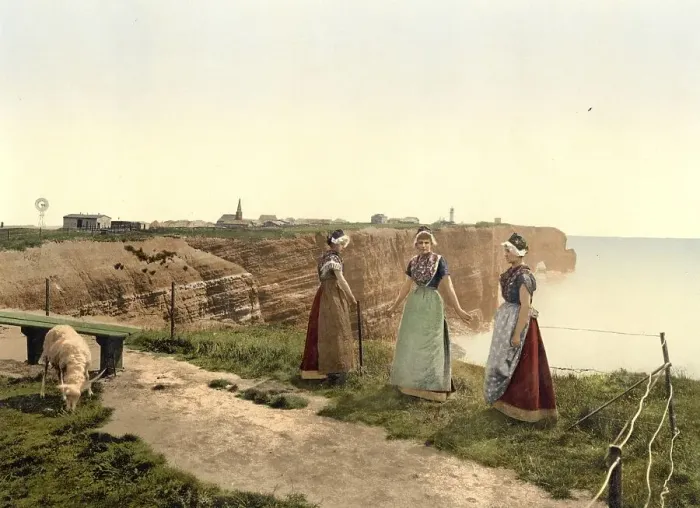 Framed Print : Holidaymakers on Helgoland, Schleswig-Holstein