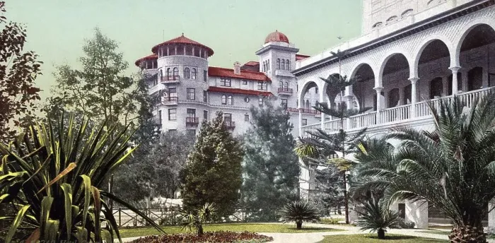 Framed Print : Hotel Green, Pasadena, California
