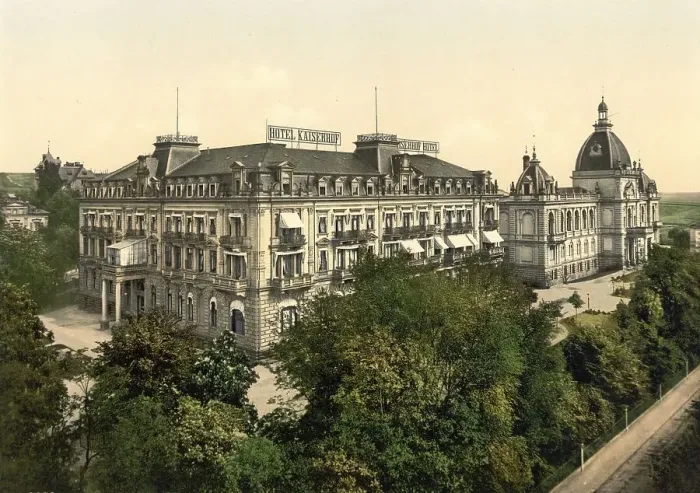 Framed Print : Hotel Kaiserhof and Augusta Viktoria Bad in Wiesbaden Framed Print : Hotel Kaiserhof and Augusta Viktoria Bad in Wiesbaden