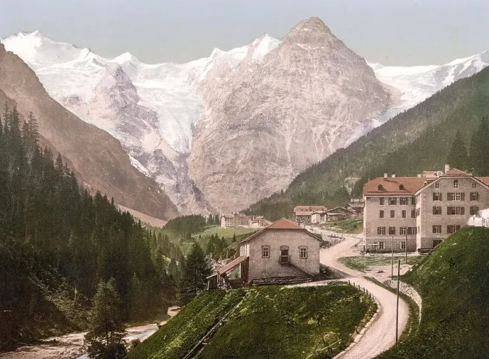 Framed Print : Hotel Trafoi, at the foot of the Ortler in the Trafoi Valley