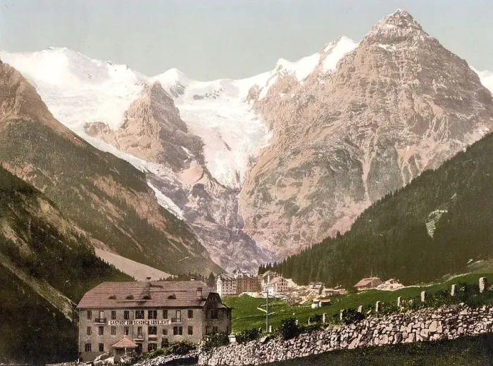 Framed Print : Hotel Trafoi, Hotel Bellevue, Beautiful View Framed Print : Hotel Trafoi, Hotel Bellevue, Beautiful View