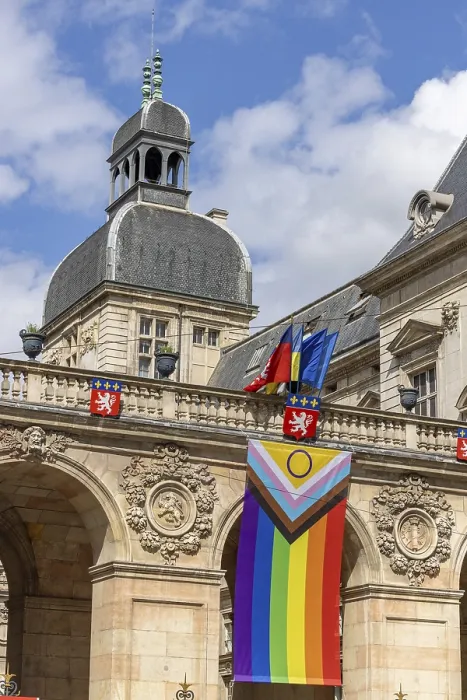 Framed Print : Hotel de Ville, city hall with rainbow flag