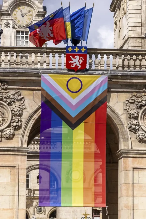 Framed Print : Hotel de Ville, city hall with rainbow flag