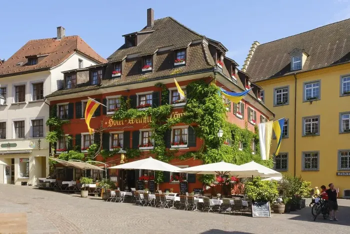 Framed Print : Hotel and wine tavern in the Oberstadt