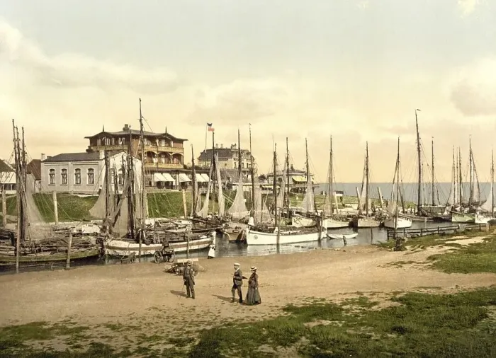 Framed Print : Hotels and inner harbour of Buesum