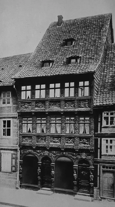 Framed Print : House in the Breitestrasse street in Wernigerode in the Harz Framed Print : House in the Breitestrasse street in Wernigerode in the Harz