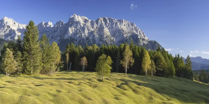 Framed Print : Hummock meadows between Mittenwald and Kruen