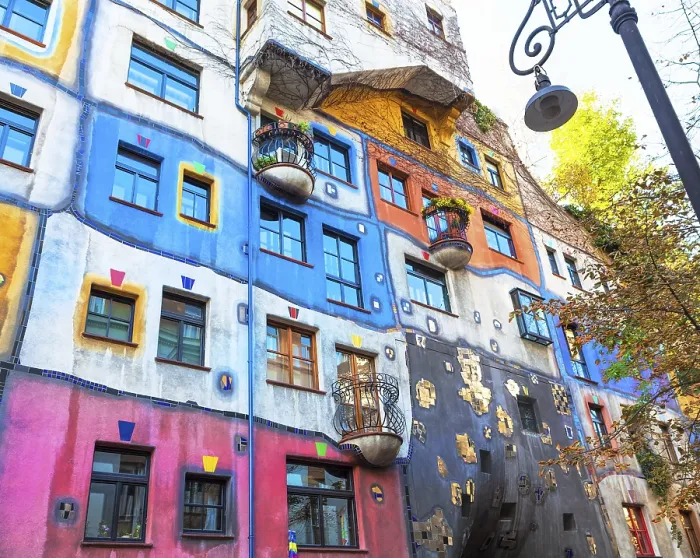 Framed Print : Hundertwasser Haus in Vienna