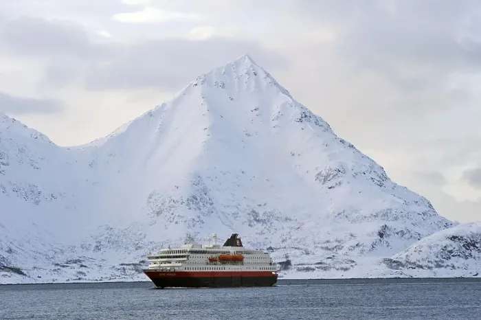 Framed Print : Hurtigruten cruise ship, MS Kong Harald