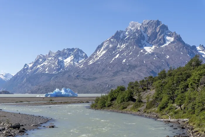 Framed Print : Iceberg at Lago Grey, Torres del Paine National Park