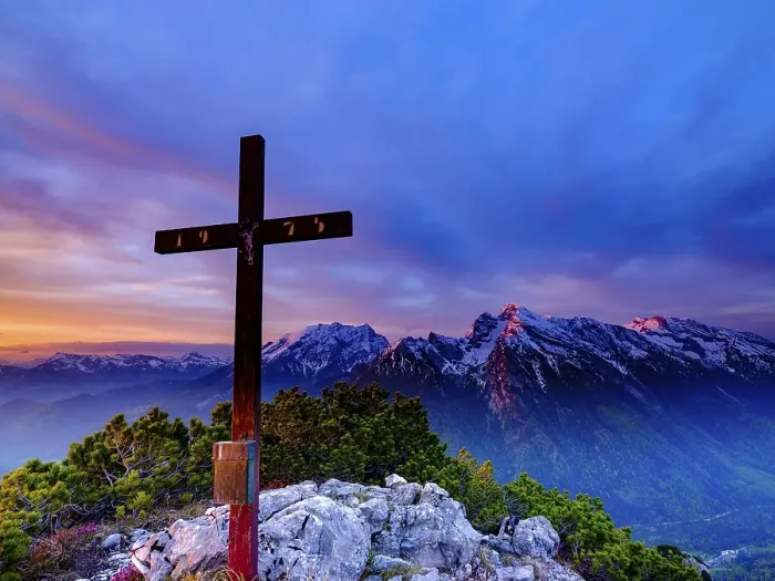Framed Print : Iceberg summit cross at sunrise Framed Print : Iceberg summit cross at sunrise