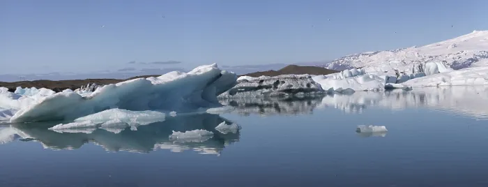 Framed Print : Icebergs on the Joekulsarlon glacial lake or lagoon