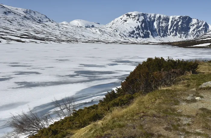 Framed Print : Icy lake in the mountains of Norway