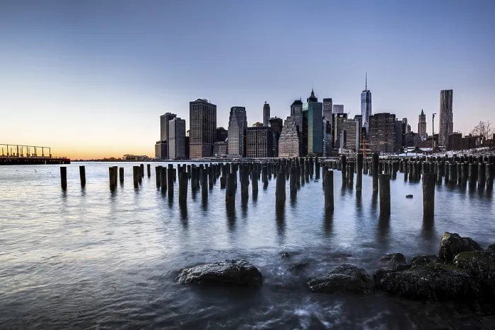 Framed Print : ier at Brooklyn Bridge Park with view of the East River and the skyline of Manhattan