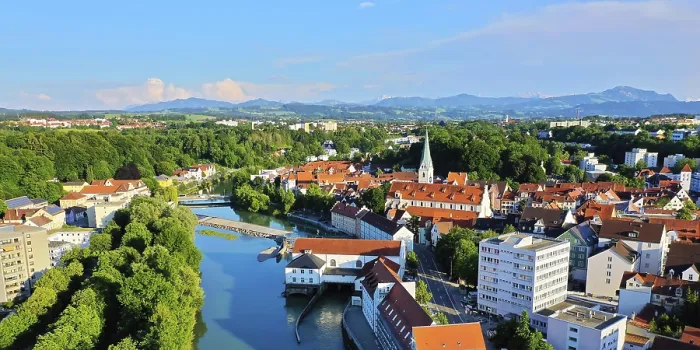 Framed Print : The Iller from above. Aerial view of the old town of Kempten with a view of the Alps