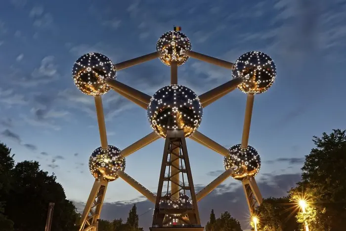 Framed Print : Illuminated Atomium, Blue hour